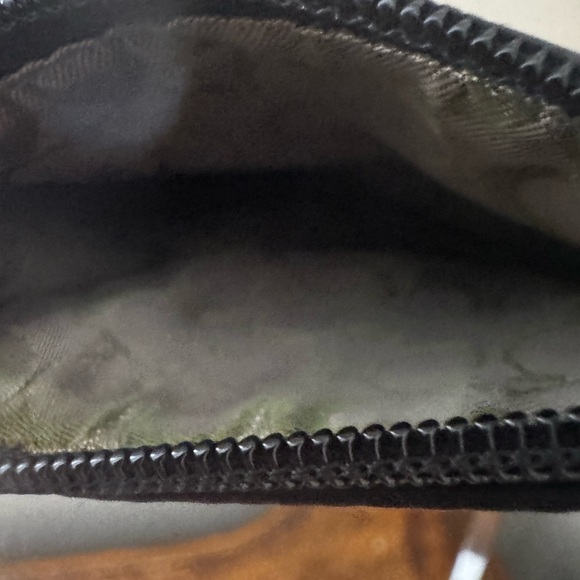 COACH Vintage Black Leather Zip Top Wristlet/Clutch with Contrast Stitching - Picture 5 of 6